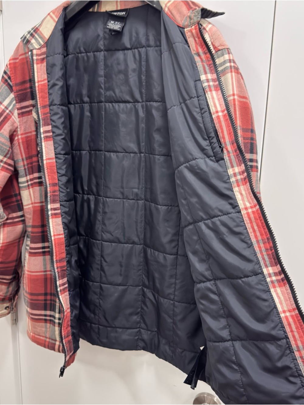 Burton men’s 80G thermolite Insulated Red and Black Plaid Shirt Jacket size M - Picture 7 of 12